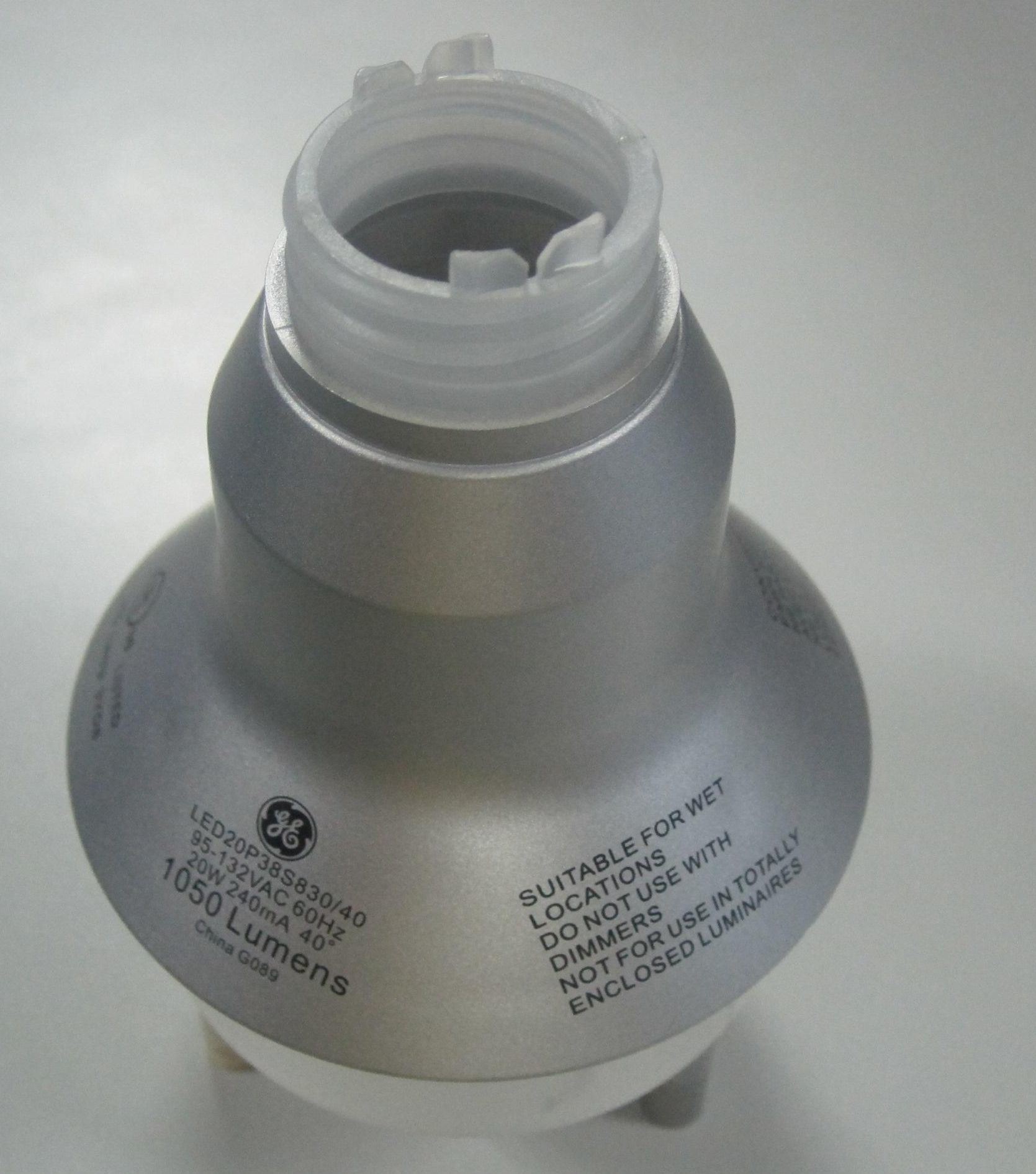 Injection Molding Round Light Base (IP0018)