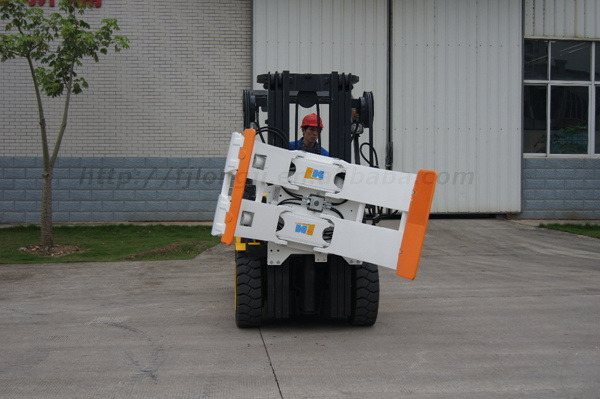 China Manufacturing Fork Truck Attachment Used Forklift with Paper Roll Clamp