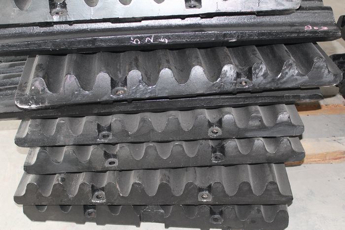 Manganese Steel Casting Jaw Plate