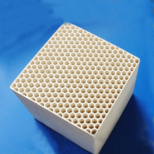 Gas Accumulator Porous Regenerator Honeycomb Ceramic Heat Accumulation Substrate