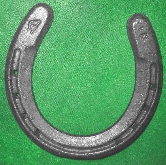 Forging Part Iron Horse Shoe Horseshoe (OEM Service)