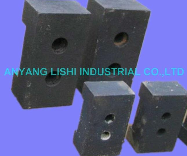 Hammer Block with Wear-Resisting Cast
