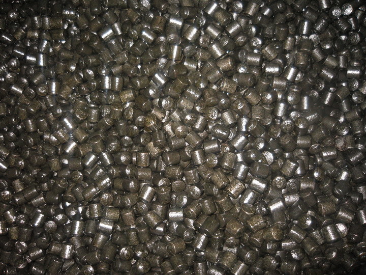 High Chrome Cast Grinding Cylpebs (Size: from 8*8mm to 35*40mm)