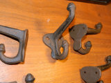 Cast Iron Hanger / Iron Casting Hook with Shell Mold Casting (DCI Foundry with ISO/TS16949)