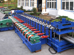 Highway Waveform Guardrail Machine