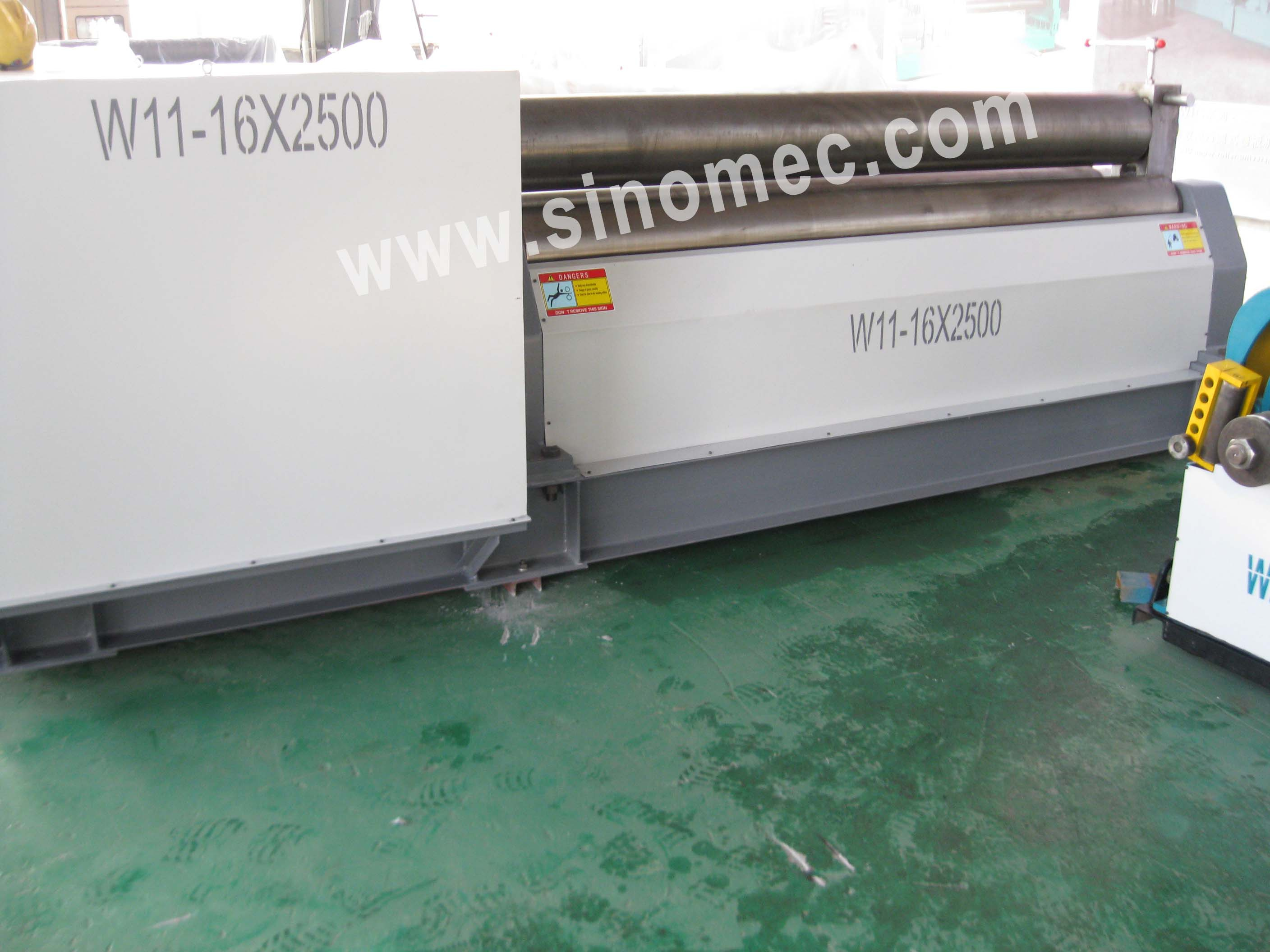 Bending Machine / Rolling Machine / 3 Roller Machine