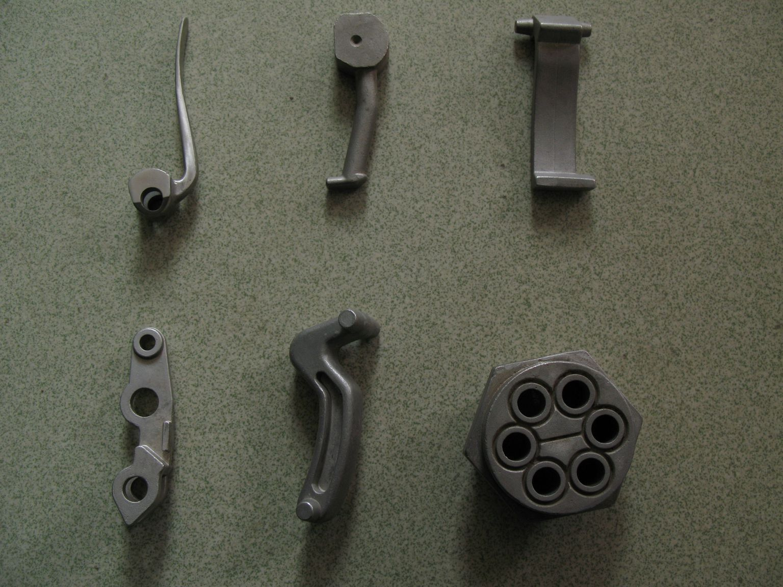 Precision Casting (MH-404)