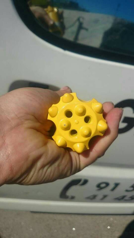R35 51 mm Top Hammer Bit
