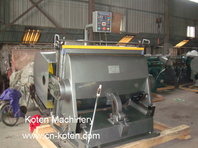 Die Punching Creasing Machine for Dubai Client