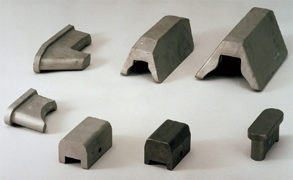 Casting/Cast Riders for Walking Beam Furnaces and Push-Type Furnaces