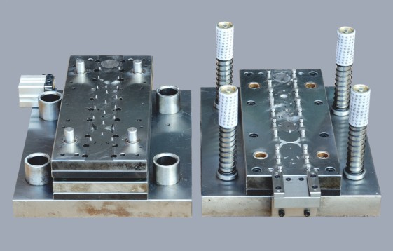 He-Moulds (4)