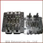 Non-Lock Zipper Slider With Double Link-Lock Mould (Item 31)