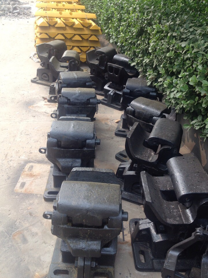 Balance Axle Shell/ HOWO Parts