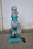 Pneumatic Riveting Machine (DF-2000A)